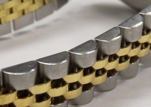 ロレックス オイスターパーペチュアルデイトジャスト ズーム。黒いモノが...