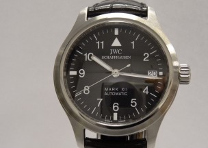 IWC マーク12 修理後、正面から
