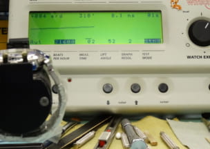 カルティエ パシャ38クロノグラフ オーバーホール後の動作チェック。この後ランニングテストへ…