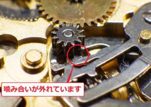 IWC ポートフィノ 針回しをすると小鉄車が浮いてしまう状態でした。