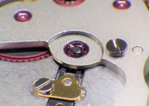 ロレックス オイスター パーペチュアルGMTマスターⅡ ローター真は真黒に汚れていました。